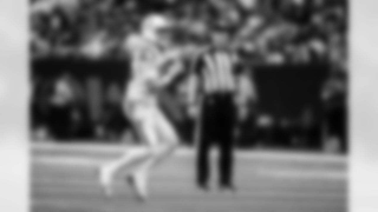 QB Riley Leonard #15