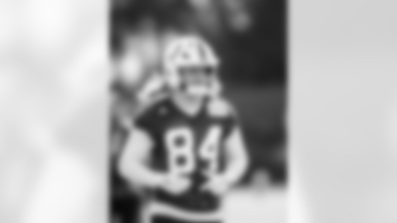 TE Tyler Warren #84