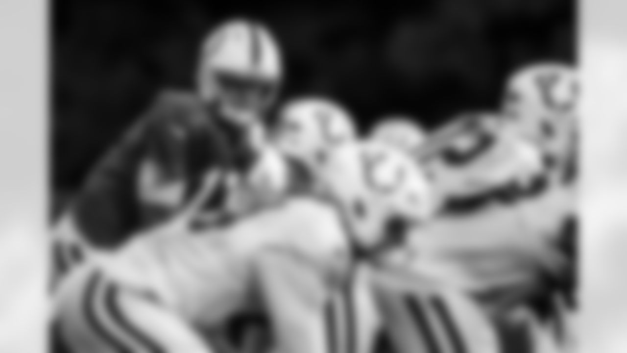 QB Daniel Jones #17