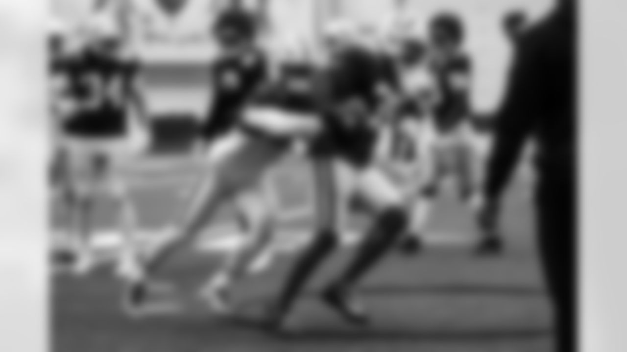 S Nick Cross #20 and CB Jonathan Edwards #35