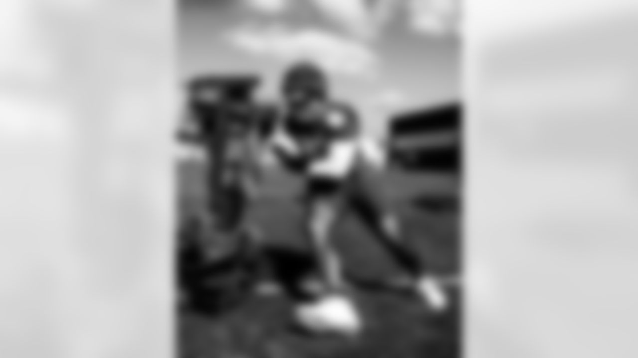 DT DeForest Buckner #99