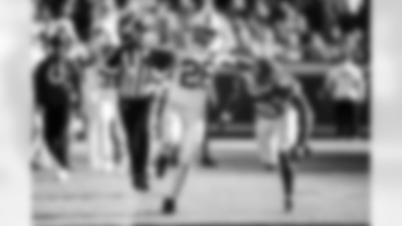 RB Jonathan Taylor #28