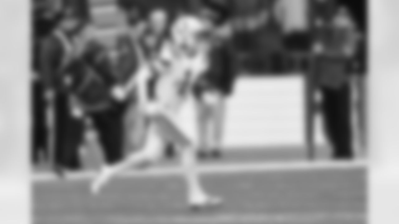 1 WR Josh Downs