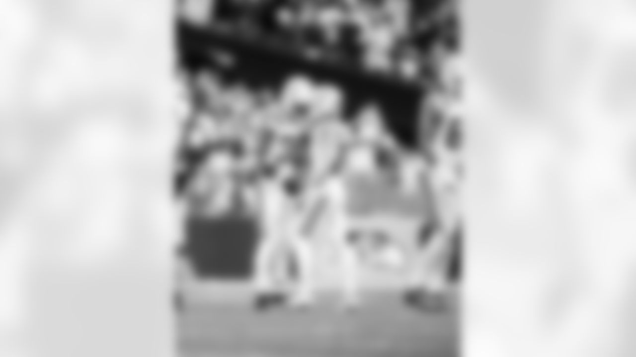 S George Odum #39 and K Blake Grupe #10