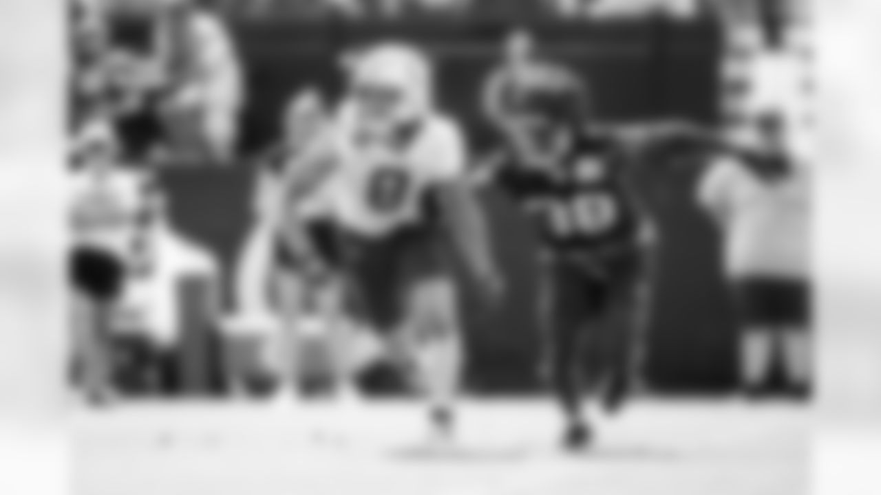 WR Landon Parker #8 and CB Corey Ballentine #38