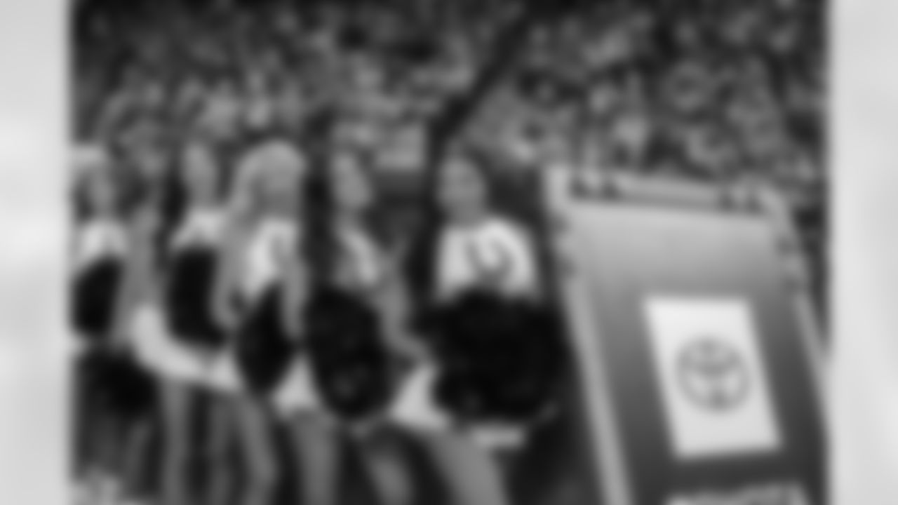 Victoria V., MacLaine F., Sydney V. and Cierra B.