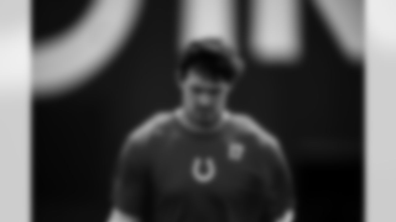 QB Daniel Jones #17