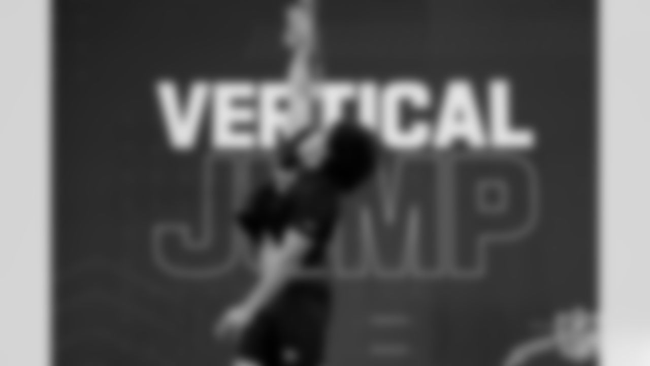 Utah offensive lineman Spencer Fano (22) participates in the vertical jump during the 2026 NFL Scouting Combine on Sunday, March 1, 2026 in Indianapolis, Indiana. (Lauren Leigh Bacho/NFL)