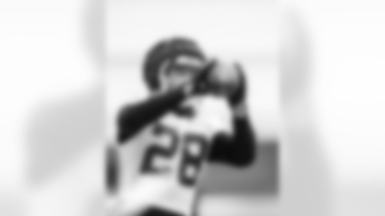 RB Jonathan Taylor #28