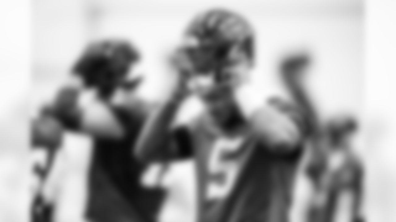 QB Anthony Richardson #5