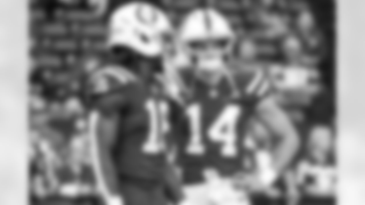 2025_1012_AZ_Pregame_0015