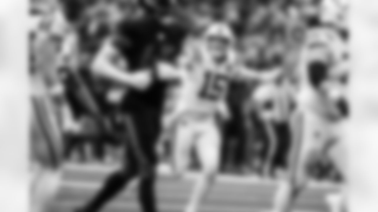 QB Riley Leonard #15