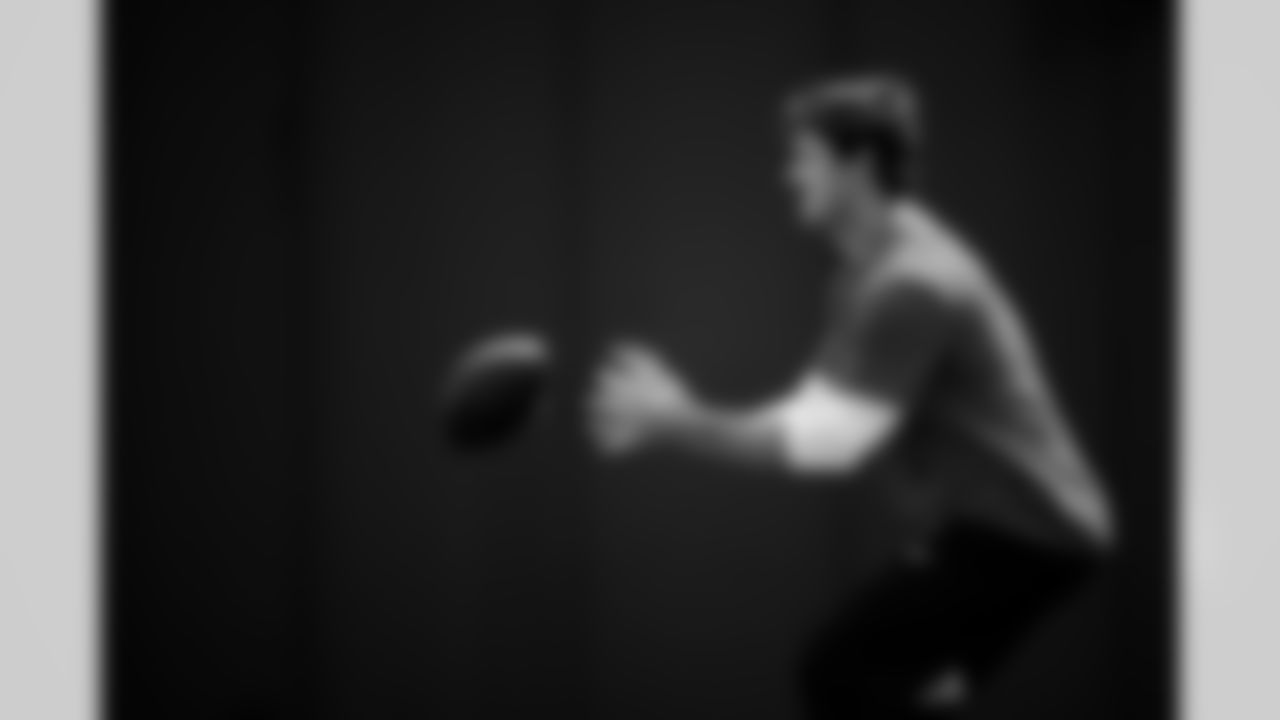 QB Daniel Jones #17