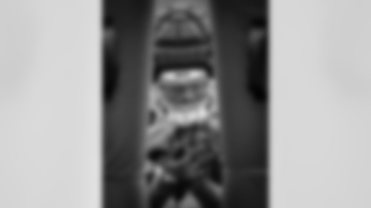 RB Jonathan Taylor #28