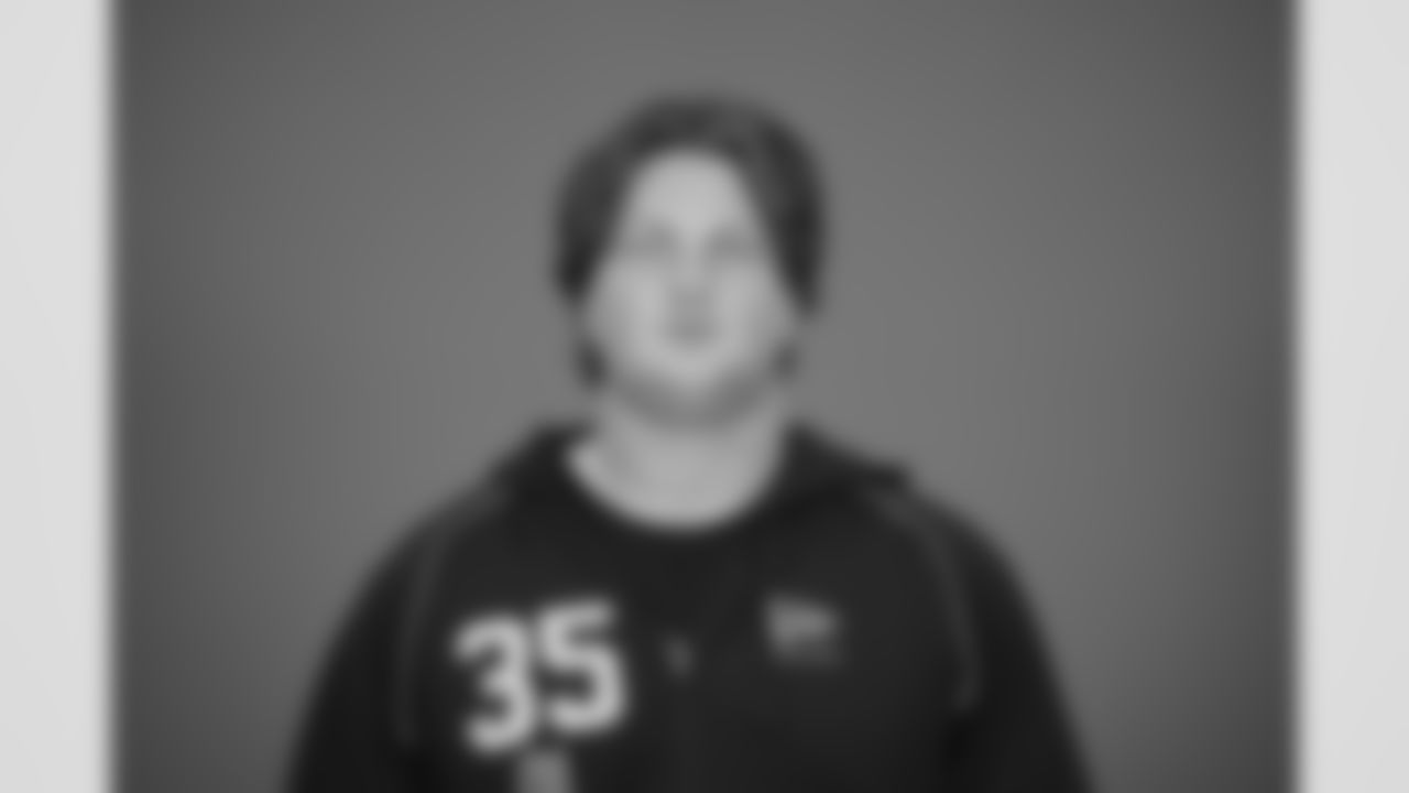 poses for a portrait at the NFL football scouting combine in Indianapolis, Thursday, Feb. 26, 2026 (AJ Mast/AP Content Services for the NFL)