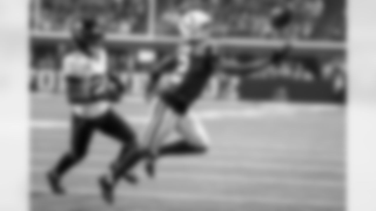 2025_1228_JAX_Game Photos_0039