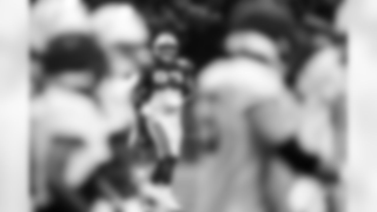 DT Tim Smith #93