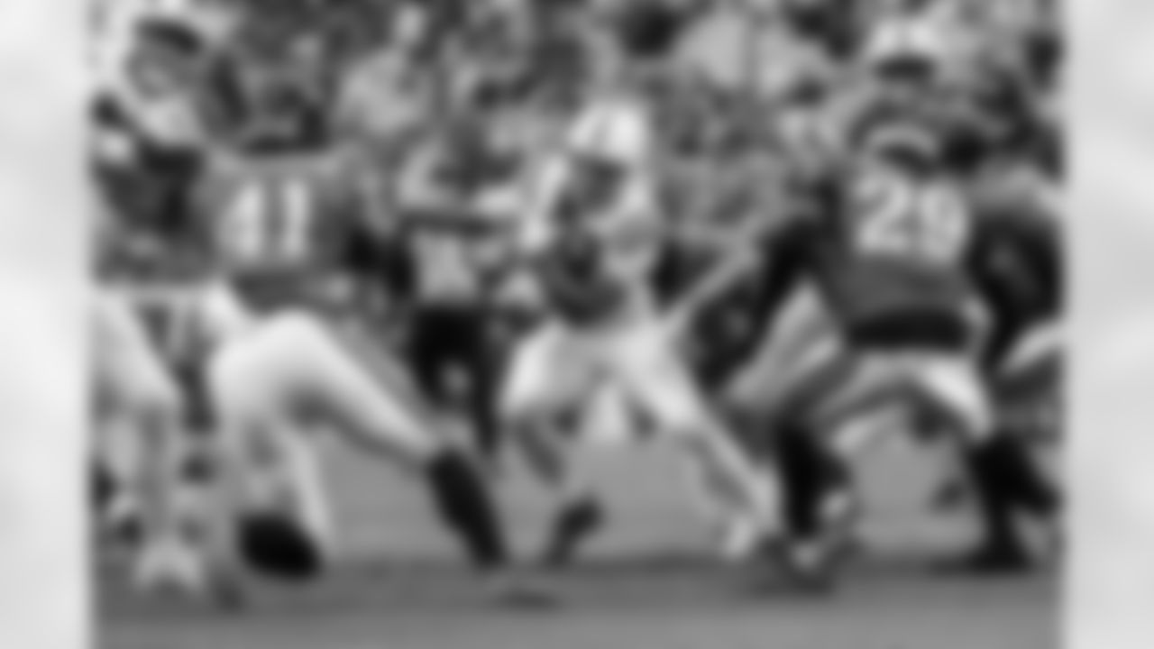 RB Jonathan Taylor #28