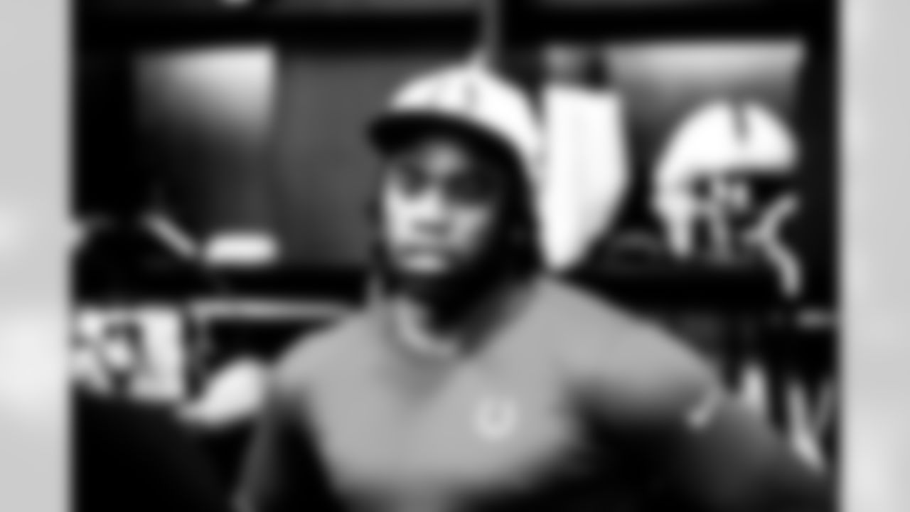 CB Kenny Moore II #23