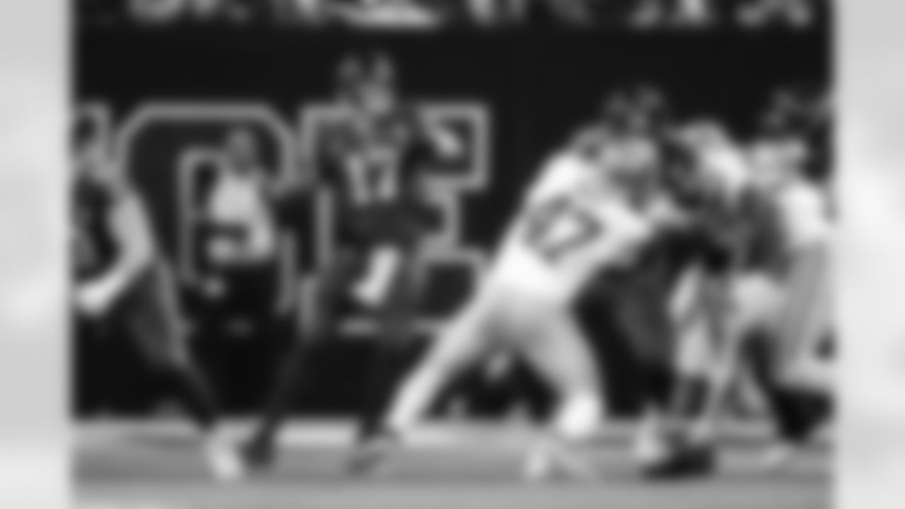 QB Philip Rivers #17