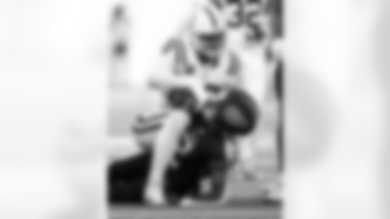 DT DeForest Buckner #99