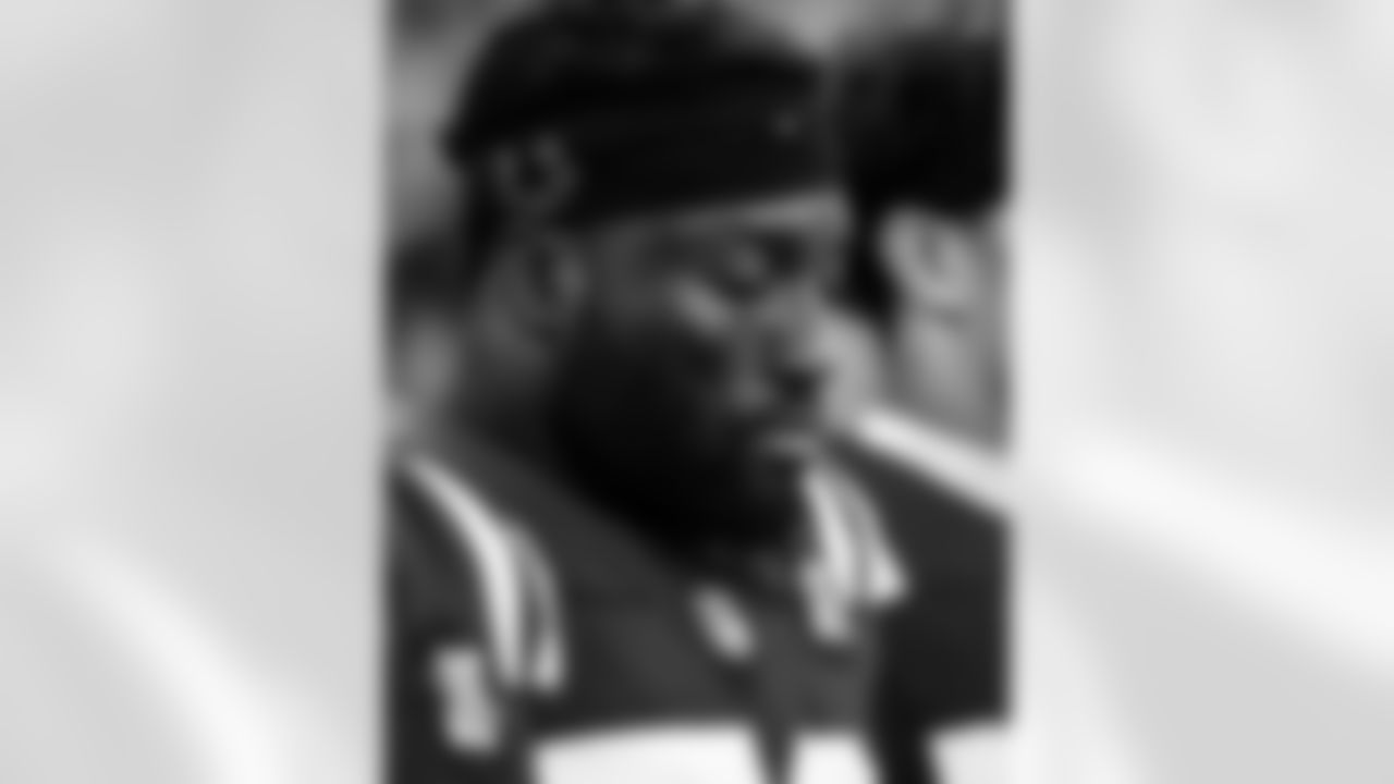 LB Segun Olubi #50
