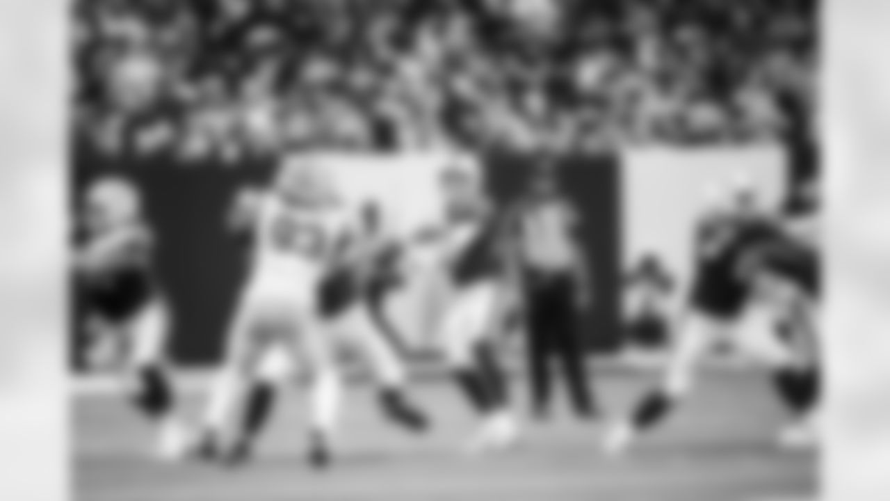 QB Riley Leonard #15