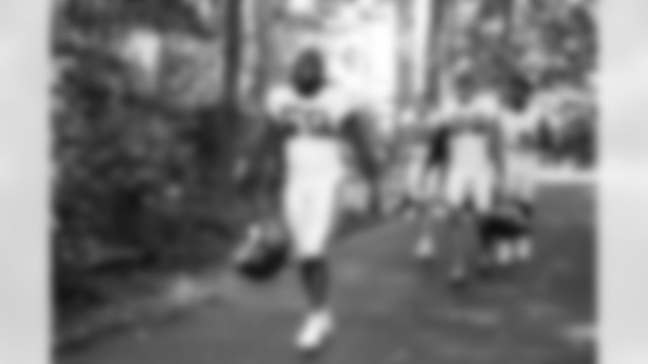 50 LB Segun Olubi
