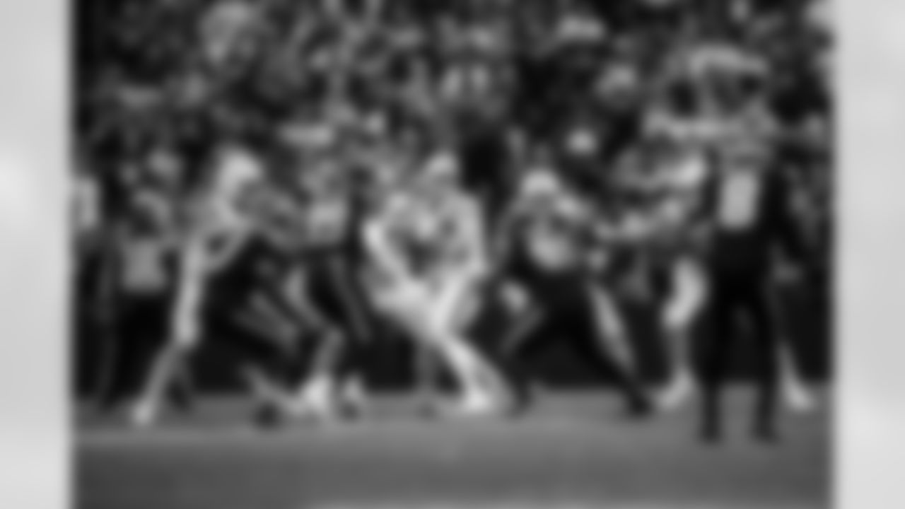 QB Philip Rivers #17