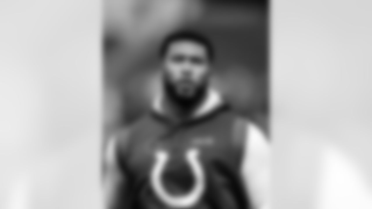 DT DeForest Buckner #99