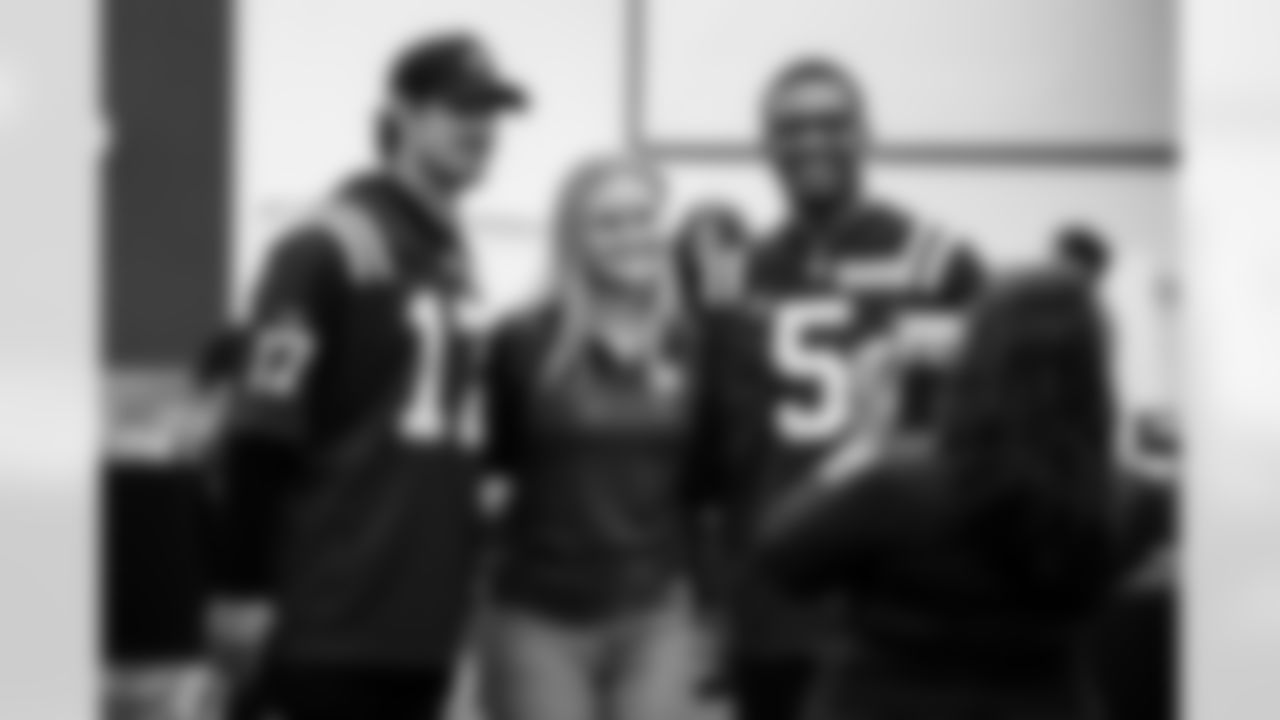 QB Daniel Jones #17 and QB Anthony Richardson #5