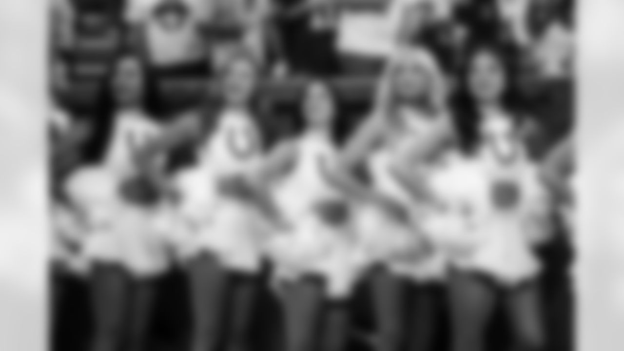 Sophia S., Diva H., Hannah O., Jessica A., Kinsley B. and Victoria V.