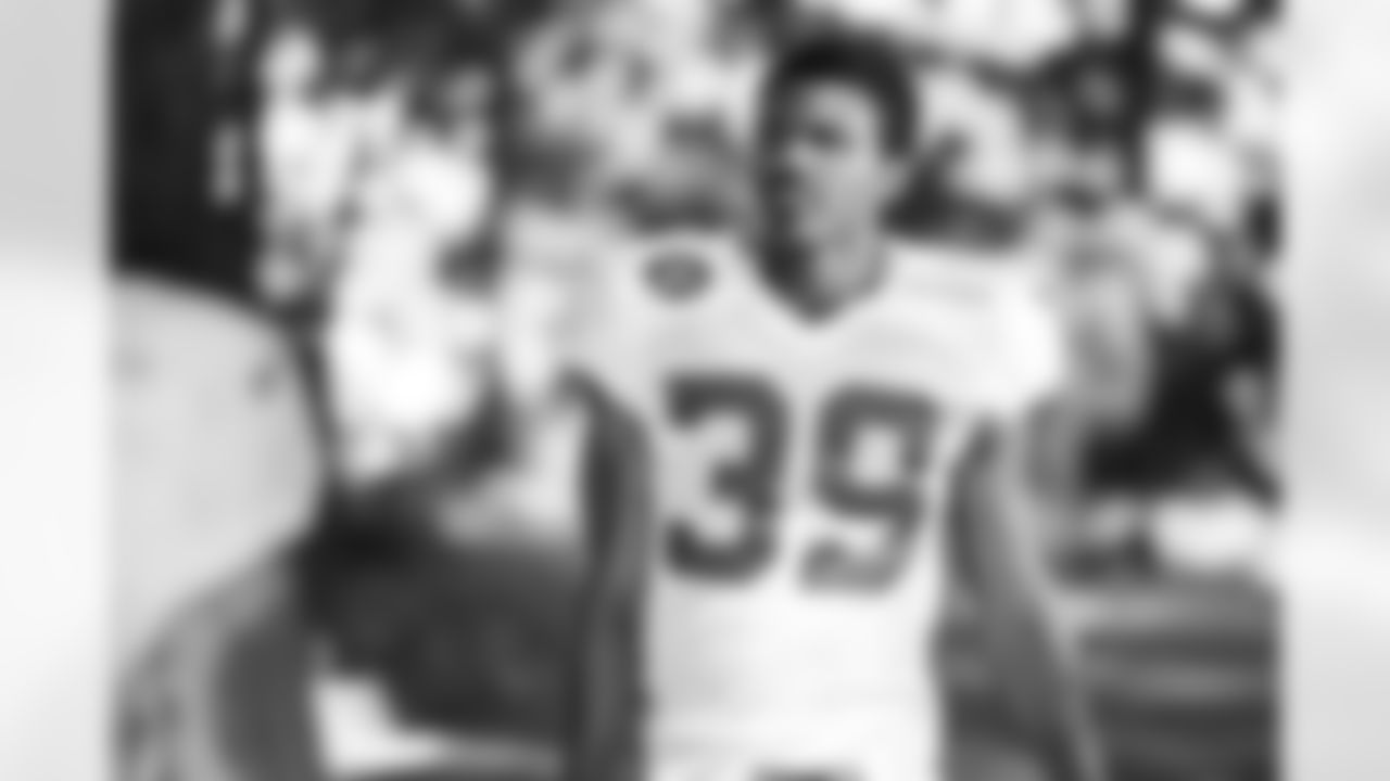 CB Alex Johnson #39
