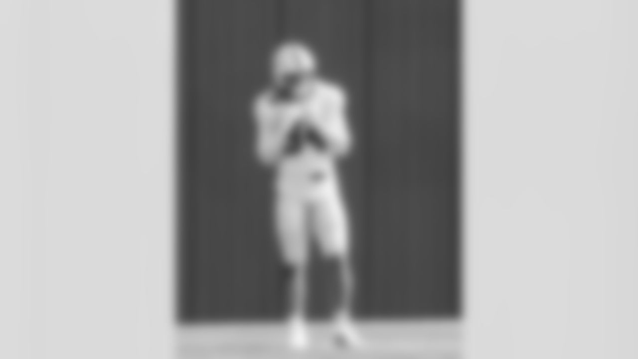 TE Tyler Warren #84