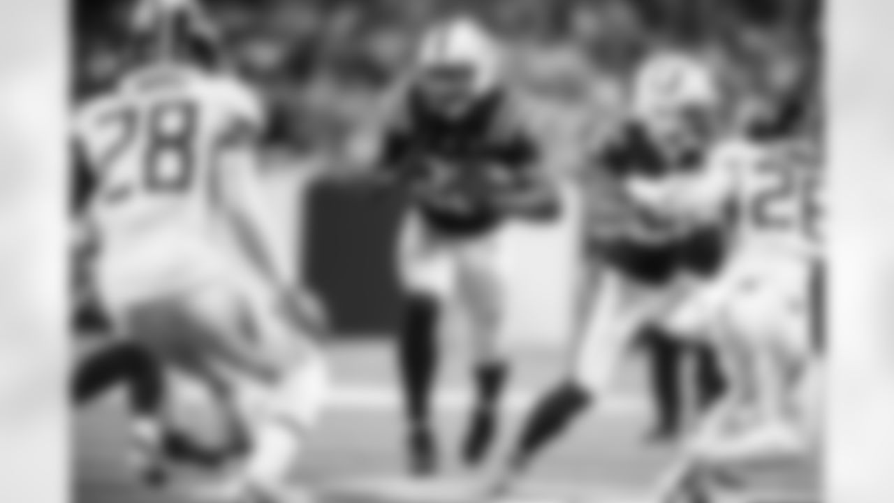 RB Jonathan Taylor #28