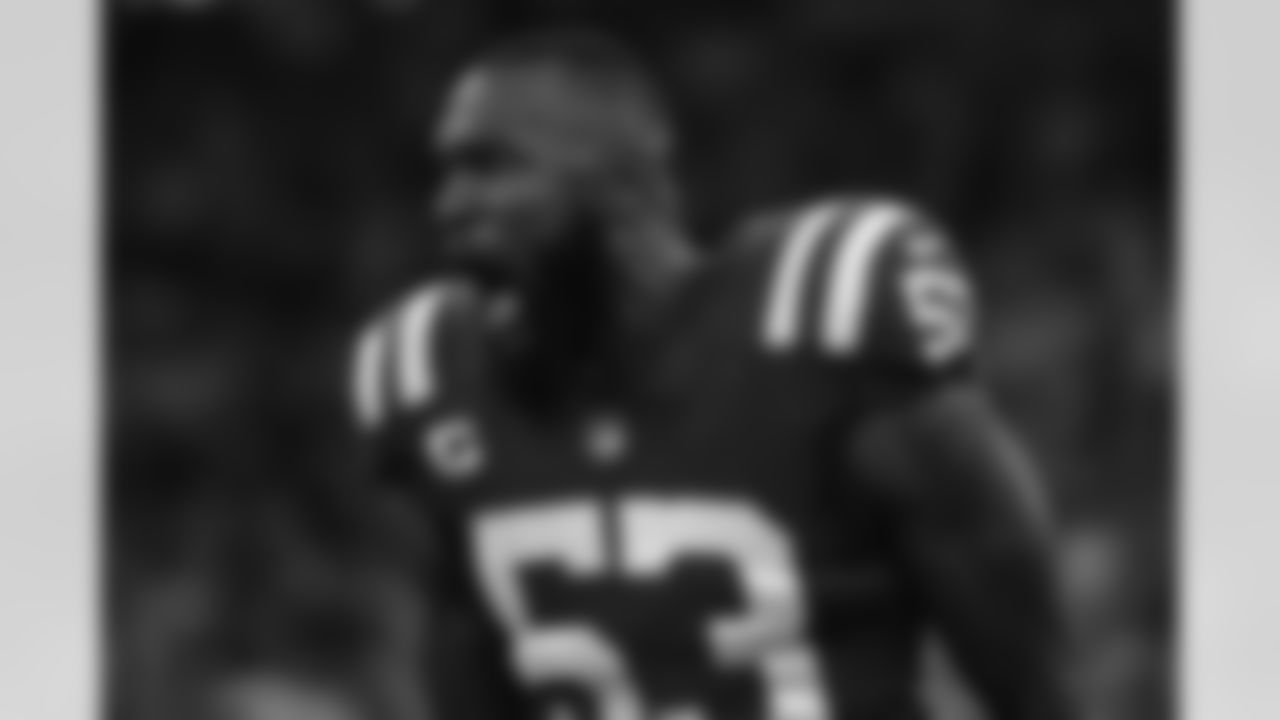 53 LB Darius Leonard