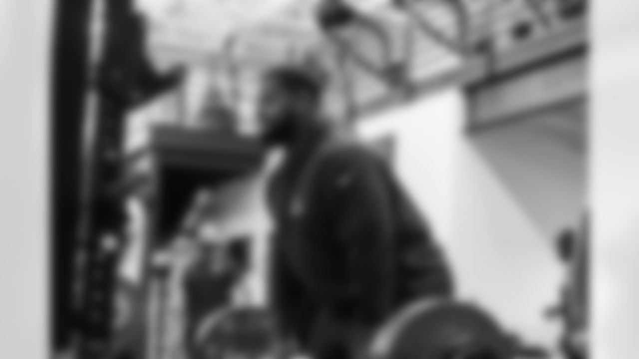90 DT Grover Stewart