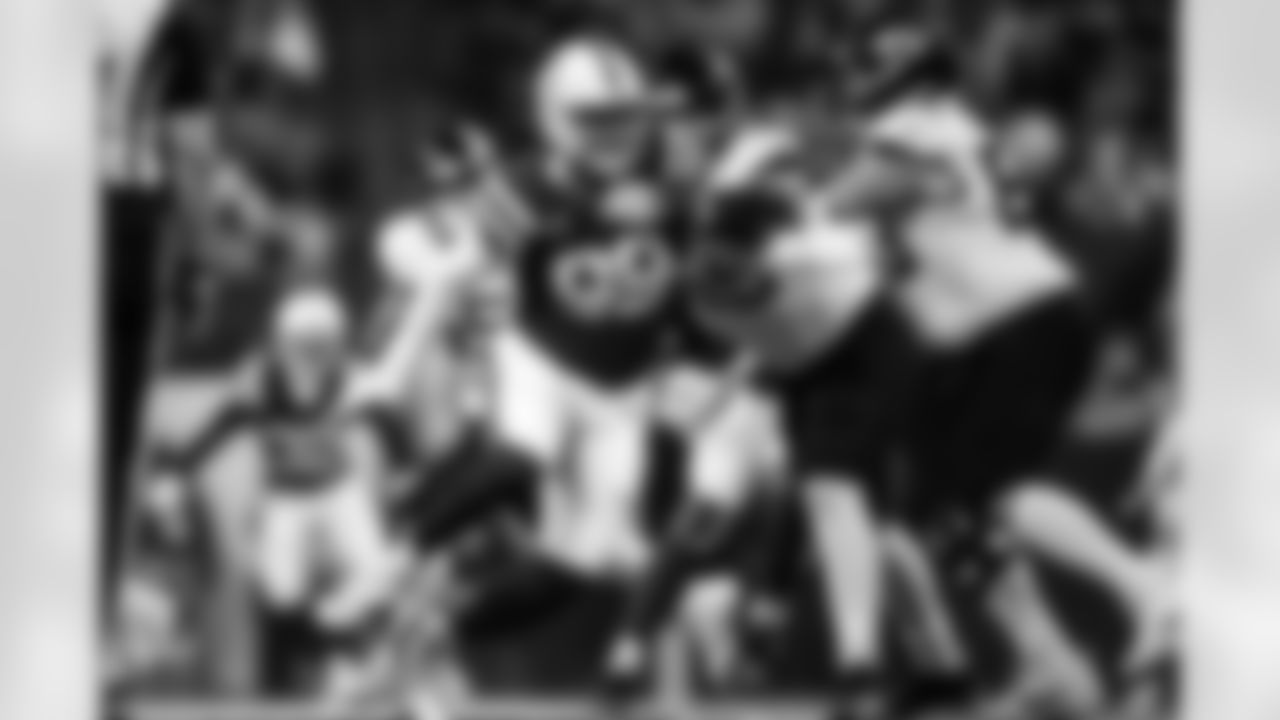DT DeForest Buckner #99