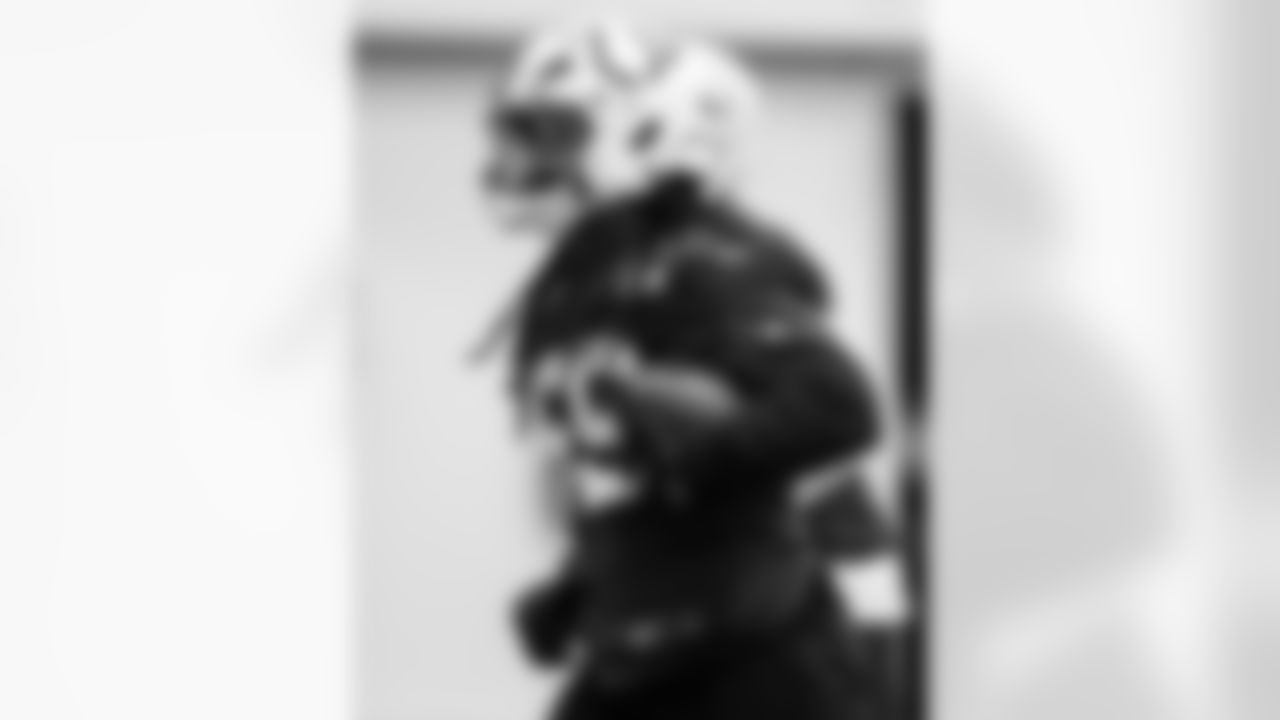 LB Buddy Johnson #59