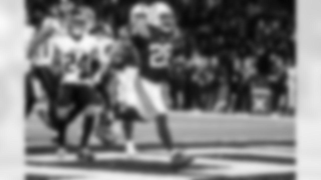 RB Jonathan Taylor #28