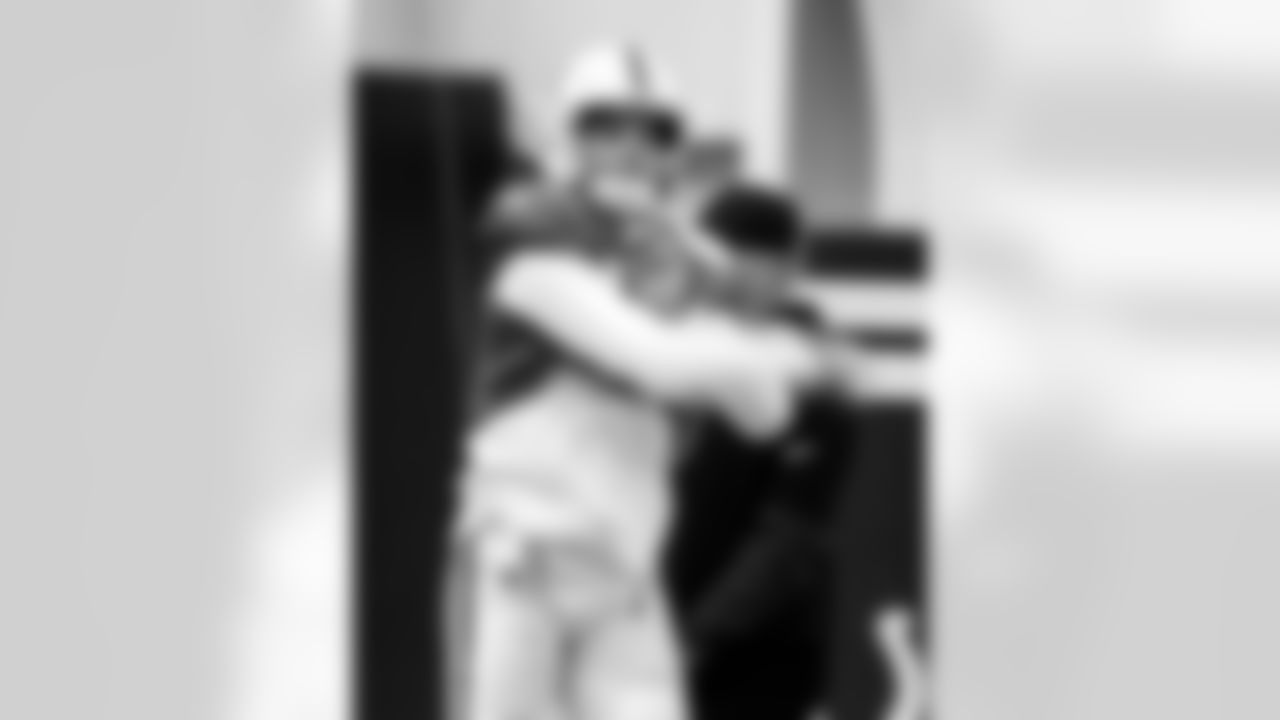 QB Riley Leonard #15