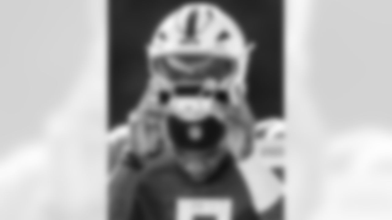 QB Anthony Richardson #5