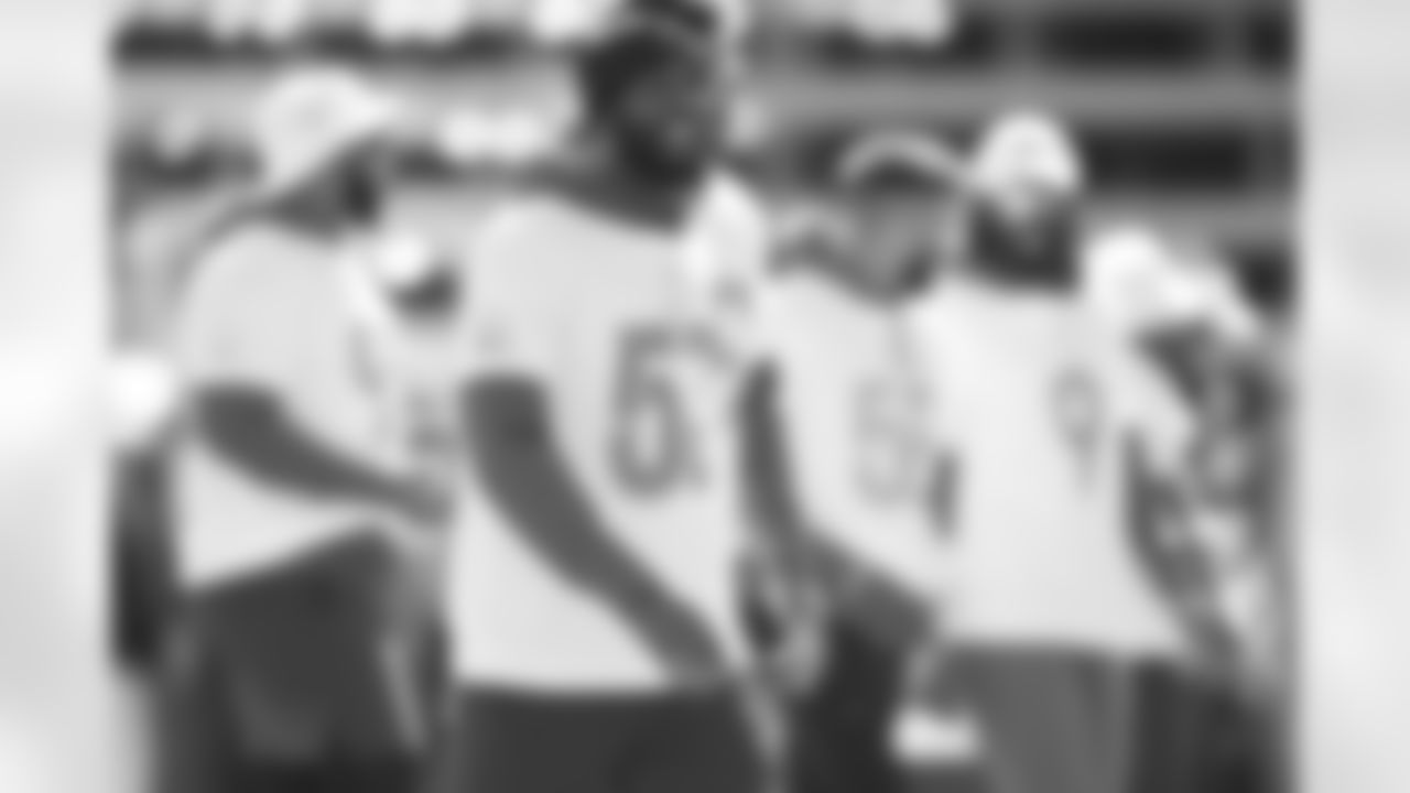 53 LB Darius Leonard