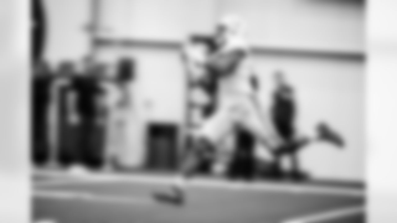 TE Drew Ogletree #85