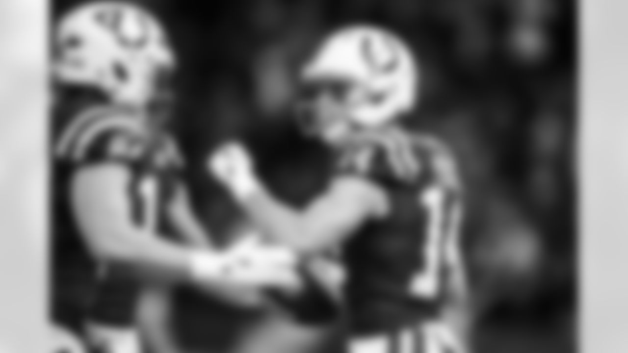 TE Tyler Warren #84 and WR Alec Pierce #14