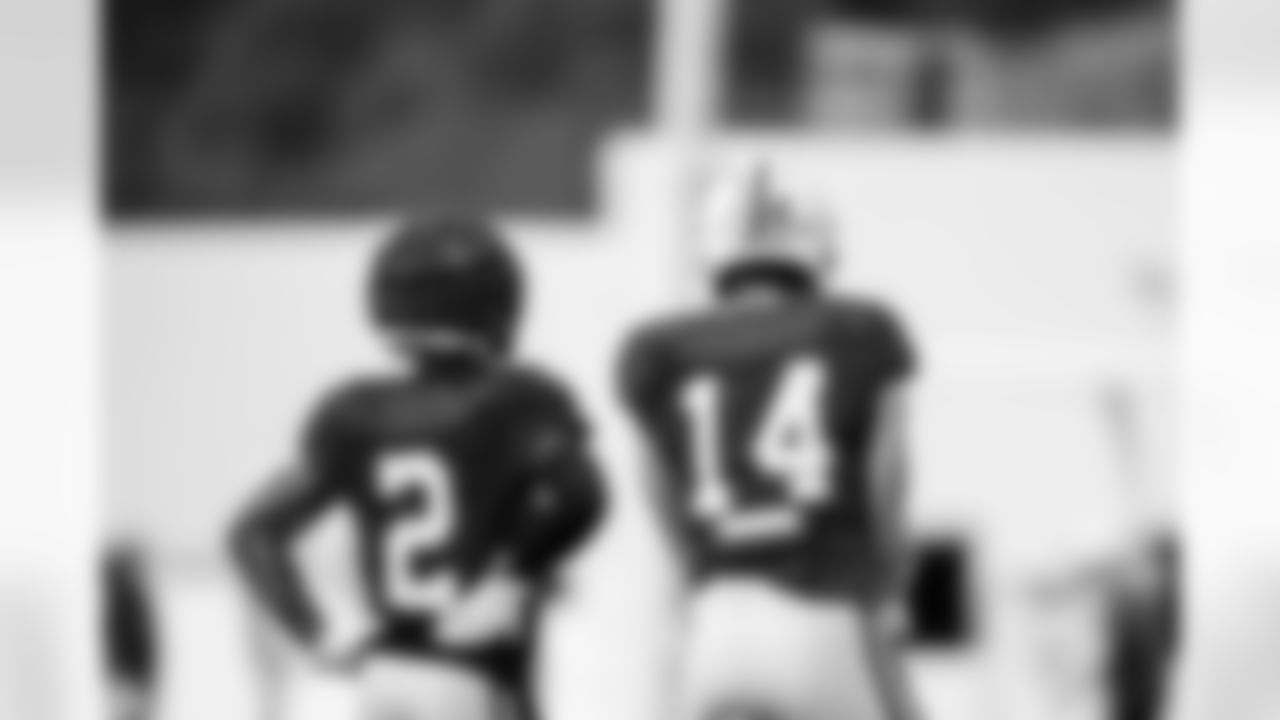 WR Josh Downs #2 and WR Alec Pierce #14