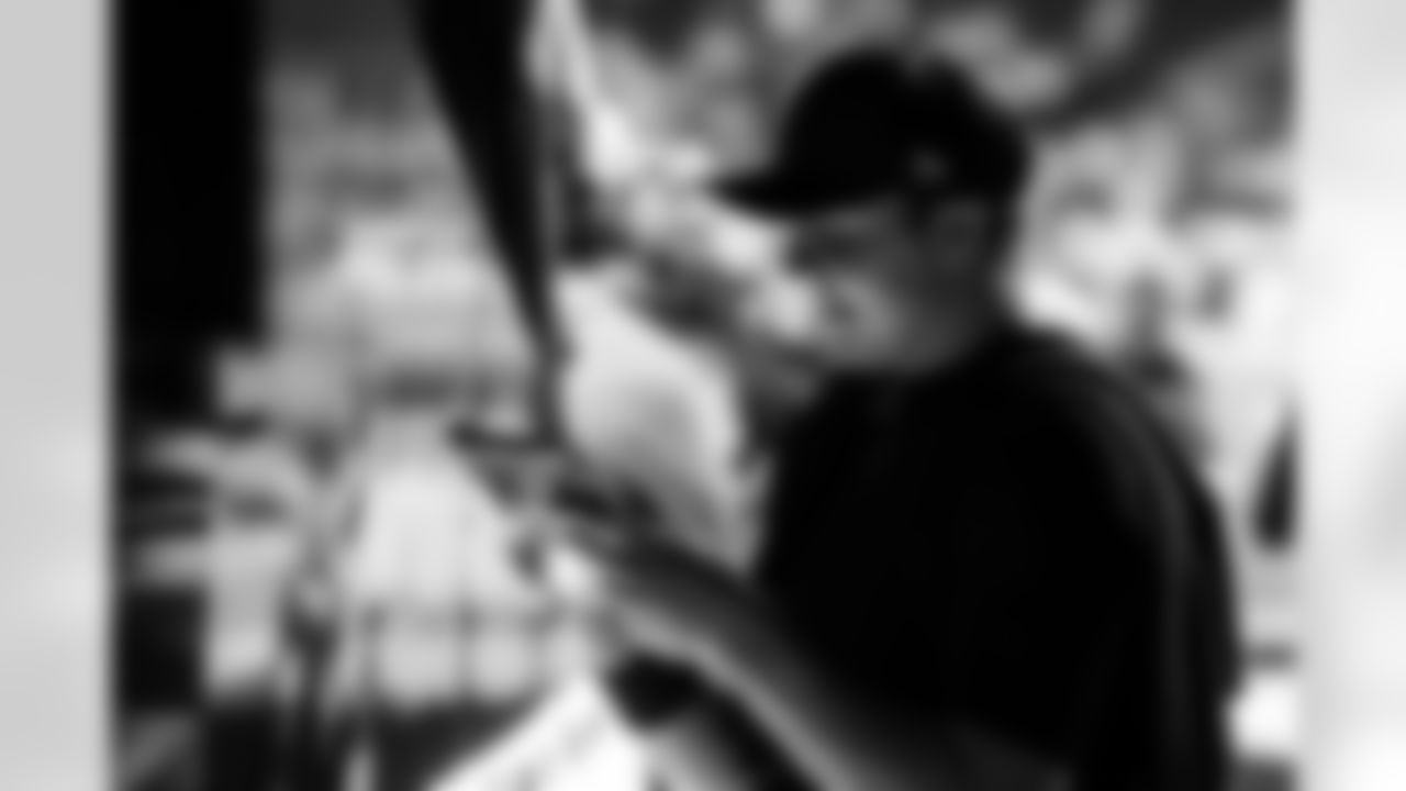 QB Riley Leonard #15