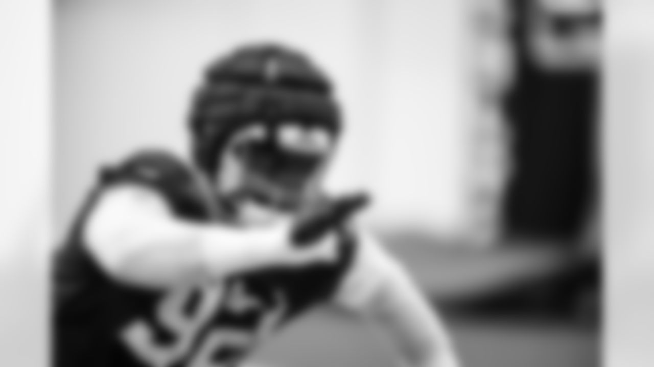 DT Neville Gallimore #92