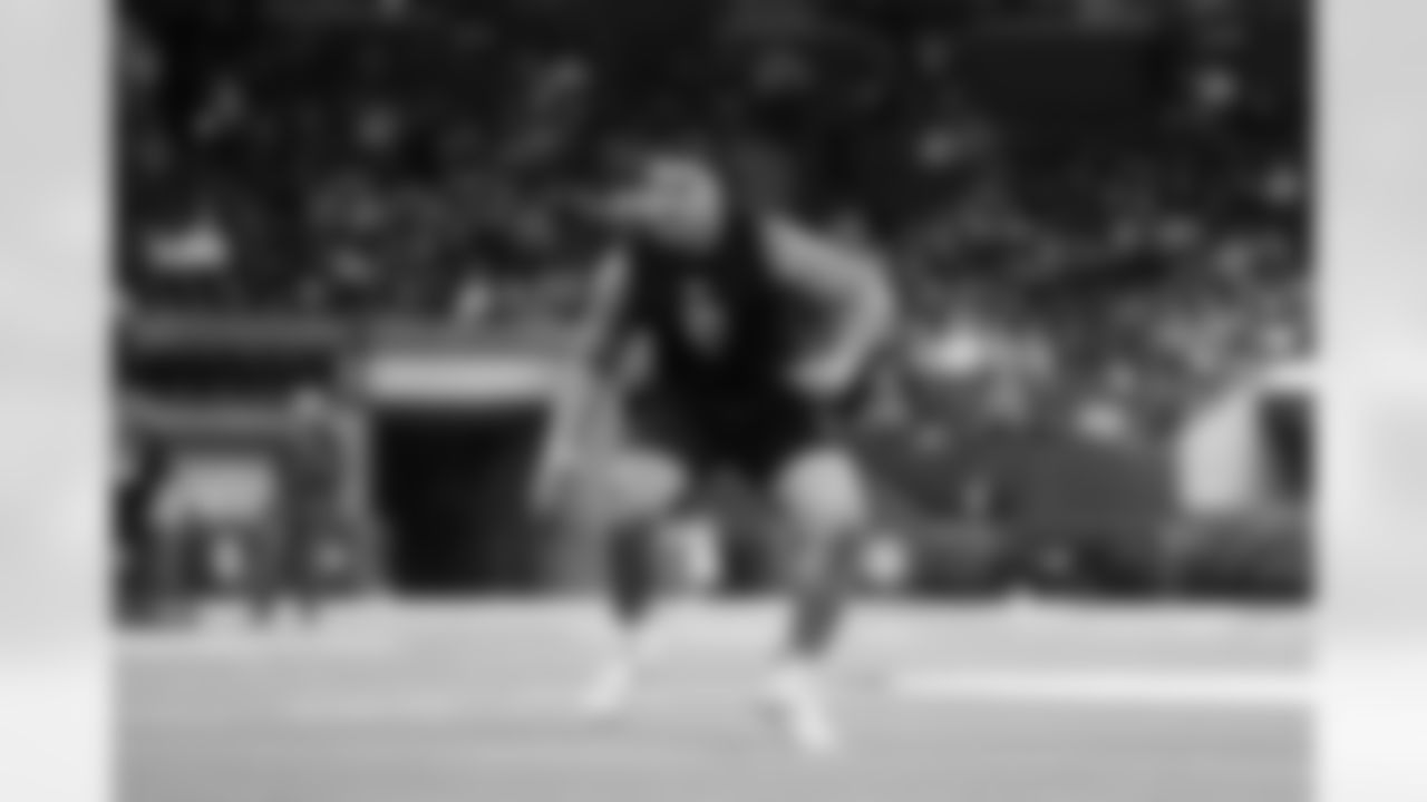 Wake Forest offensive lineman Fa'alili Fa'amoe (21) participates in a drillduring the 2026 NFL Scouting Combine on Sunday, March 1, 2026 in Indianapolis, Indiana. (Cooper Neill/NFL)