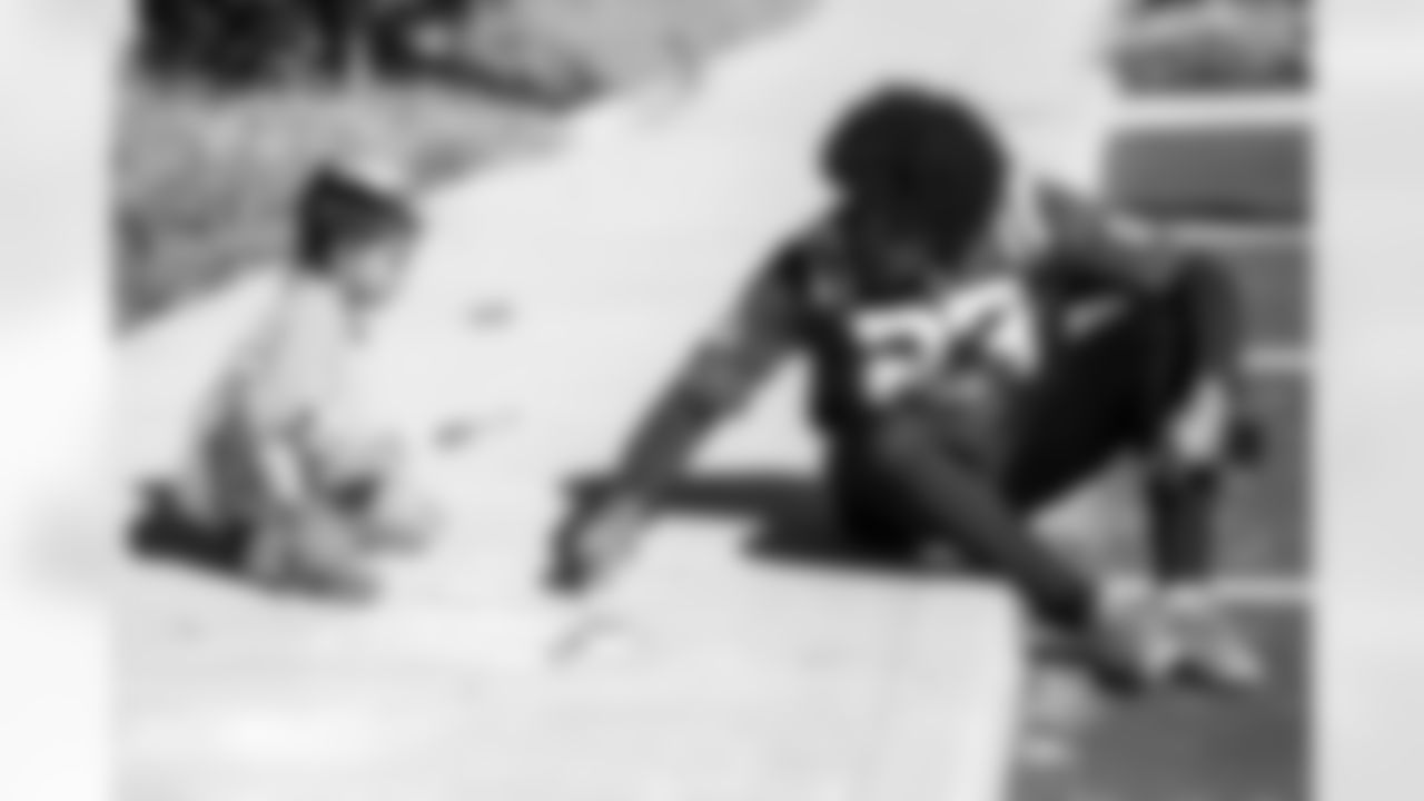 CB Kenny Moore II #23